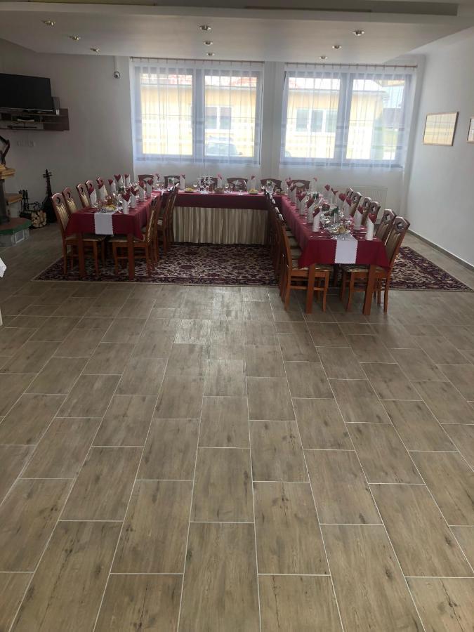Penzion Vah Liptovska Teplicka Exterior photo