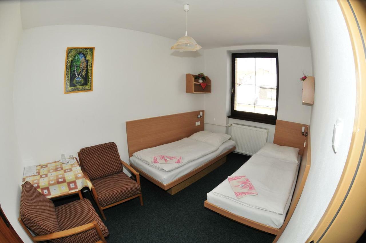 Penzion Vah Liptovska Teplicka Exterior photo